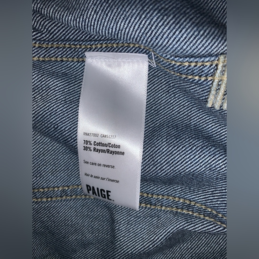 Paige cropped dark med wash soft cotton denim jean Jacket size medium - Picture 5 of 7